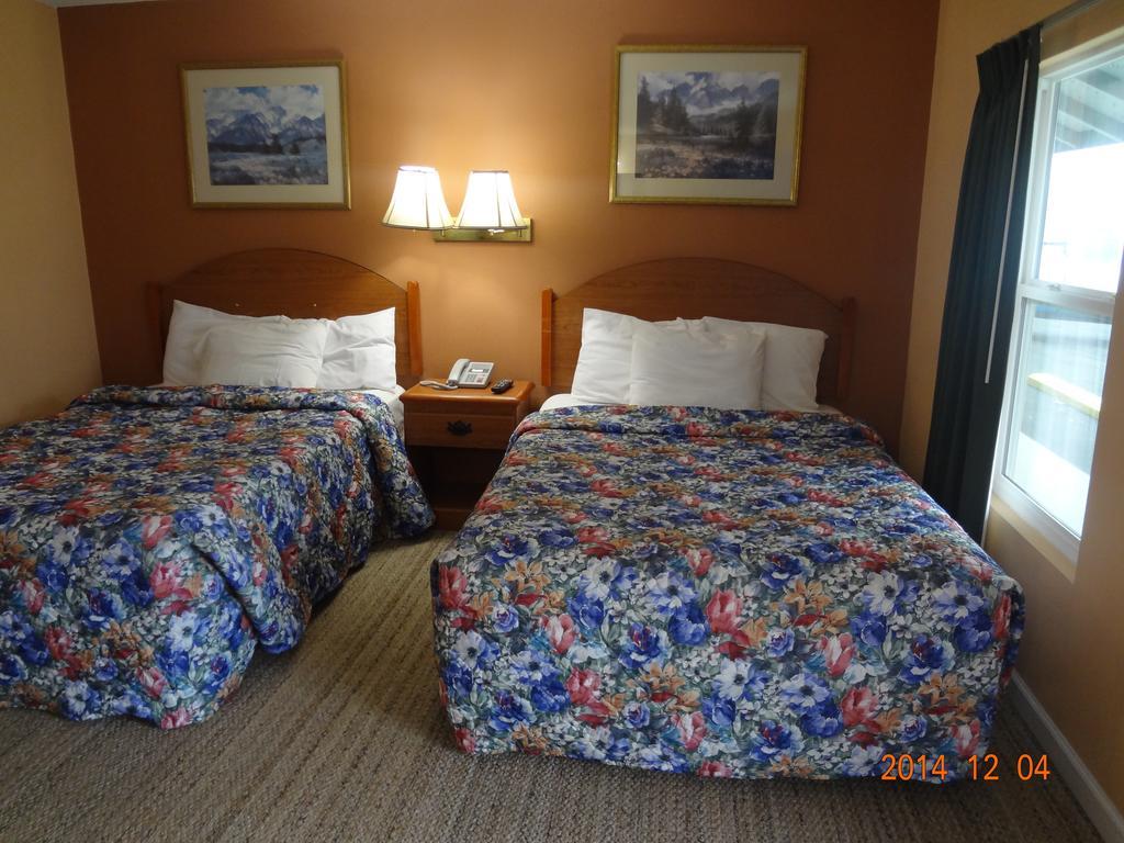 Budget Inn Lynchburg And Bedford Goode Room photo